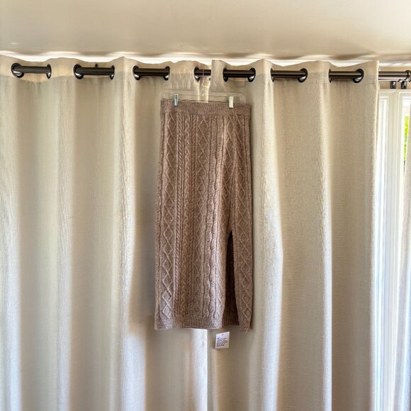 Topshop // Knit Skirt - Picture 2 of 4